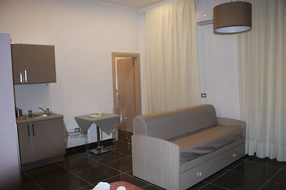Hotel Be Italian Flat Bovio Napoli 3*,