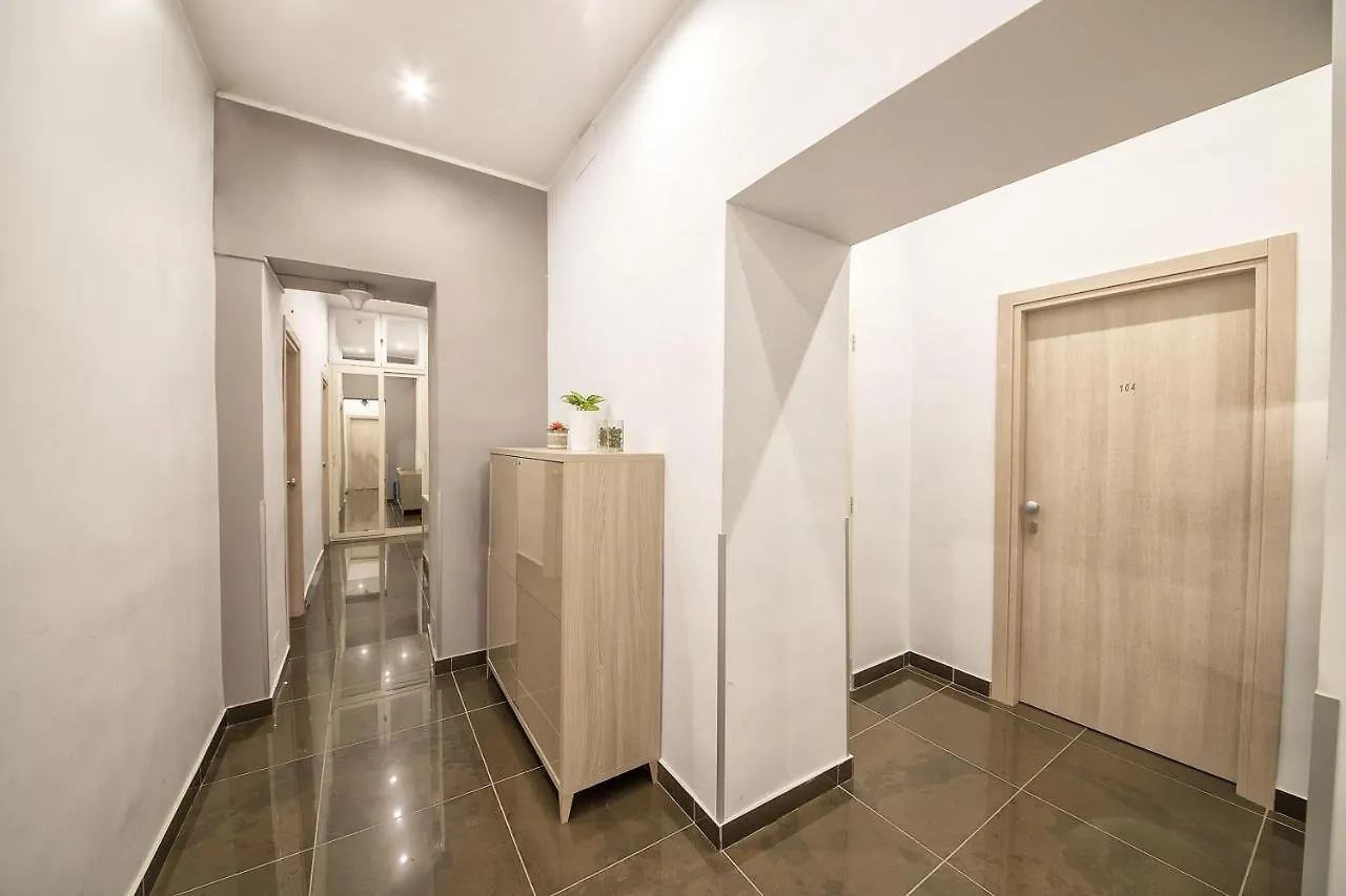 Hotel Be Italian Flat Bovio Napoli Italia