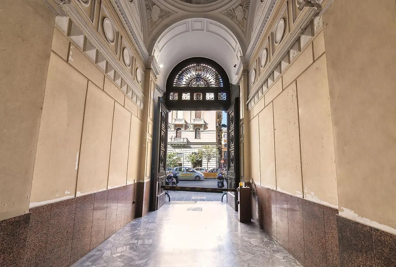 Hotel Be Italian Flat Bovio Napoli Italia