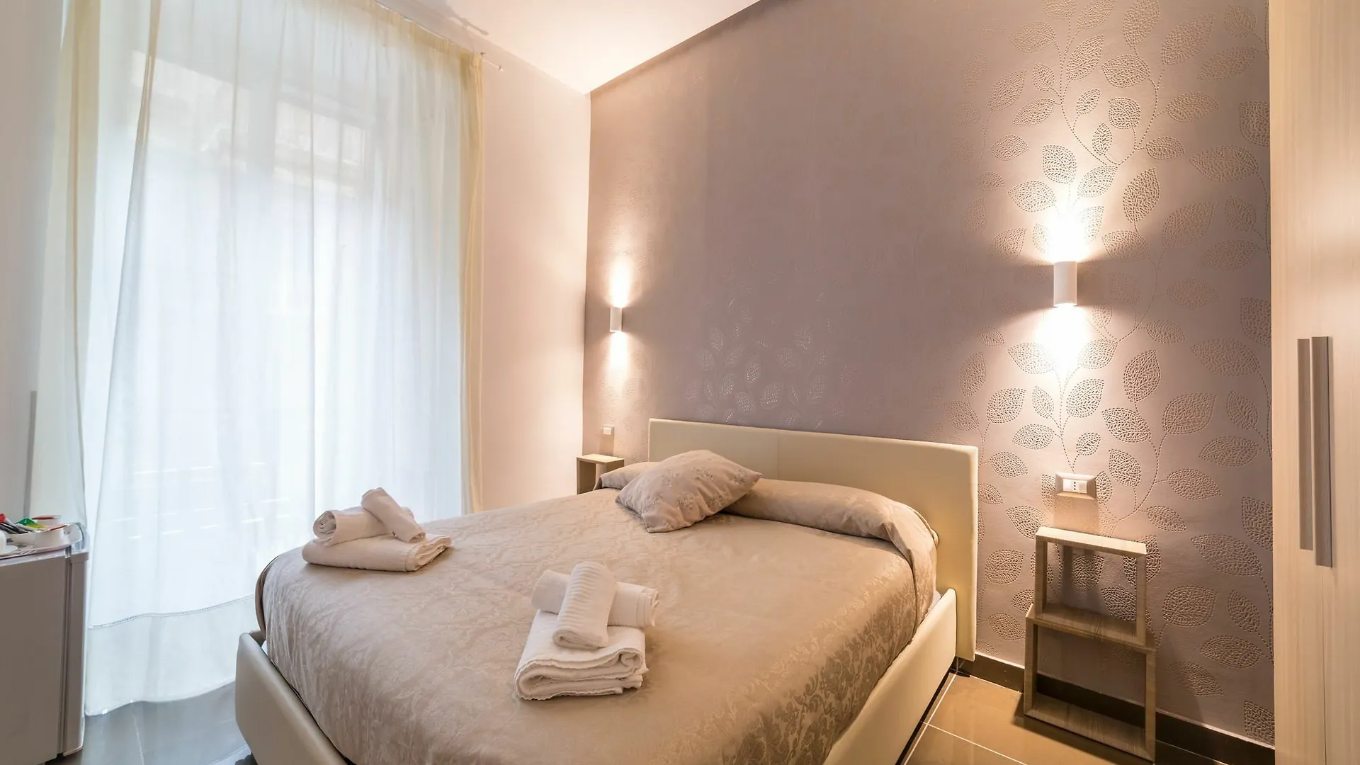 *** Affittacamere Hotel Be Italian Flat Bovio Napoli Italia